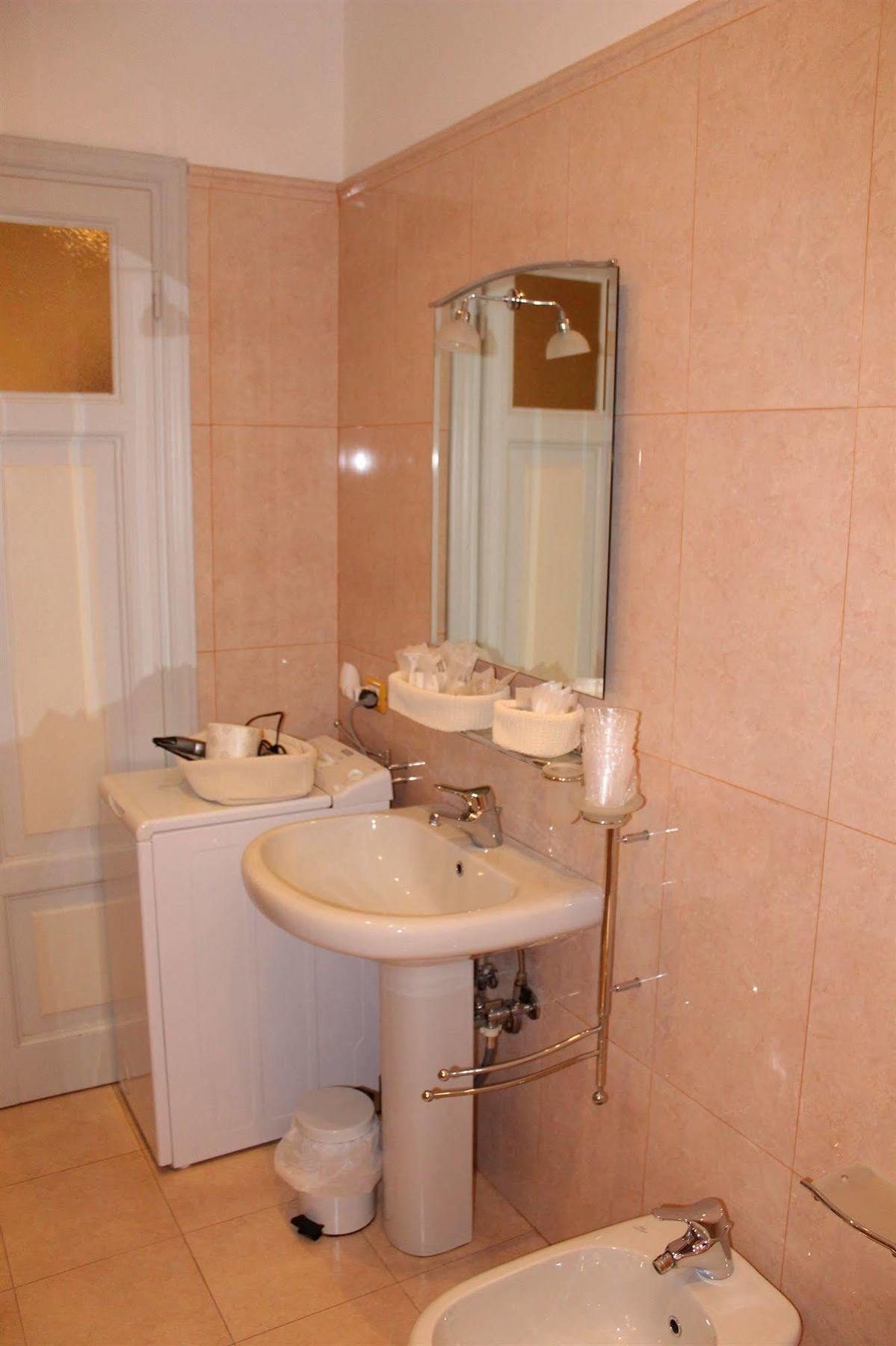 Via Roma Suites Firenze Eksteriør bilde
